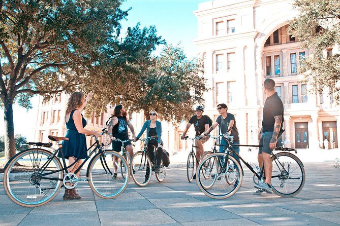 Austin Art and Architecture Bicycle Tour - Meeting at 506 Walsh St: how smooth this starts out