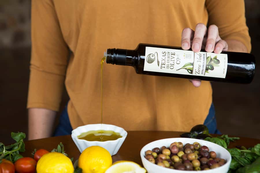Dripping Springs: Olive Oil and Balsamic Vinegar Tasting - How the Olive Oil and Balsamic Vinegar Flight Works