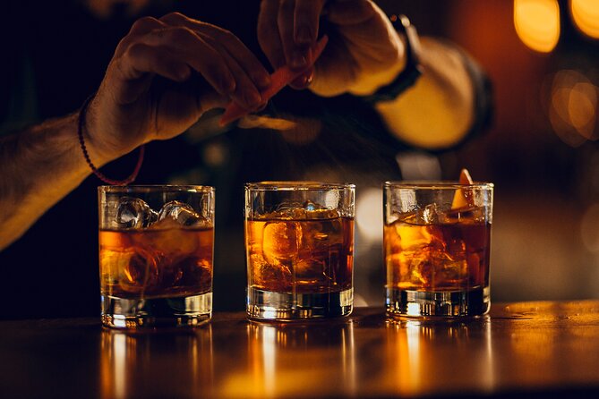 Lost Legends of Texas Pub Crawl in Austin - Stop 1: DuMont’s Down Low and an early-1900s mood