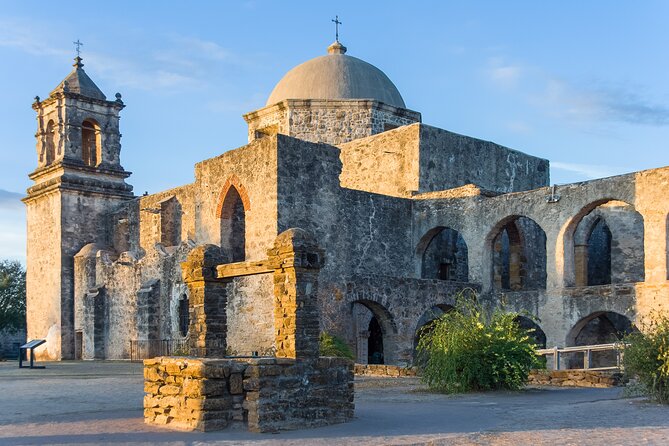 San Antonio Driving Tour From Austin with Boat Cruise & The Alamo - River Walk cruise in an electric barge: the slow way to see San Antonio
